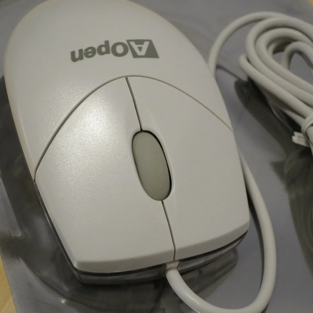 Logitech AOpen USB Optical Mouse M-BJ69 Bright Red Light Wired Scroll -Tested 02
